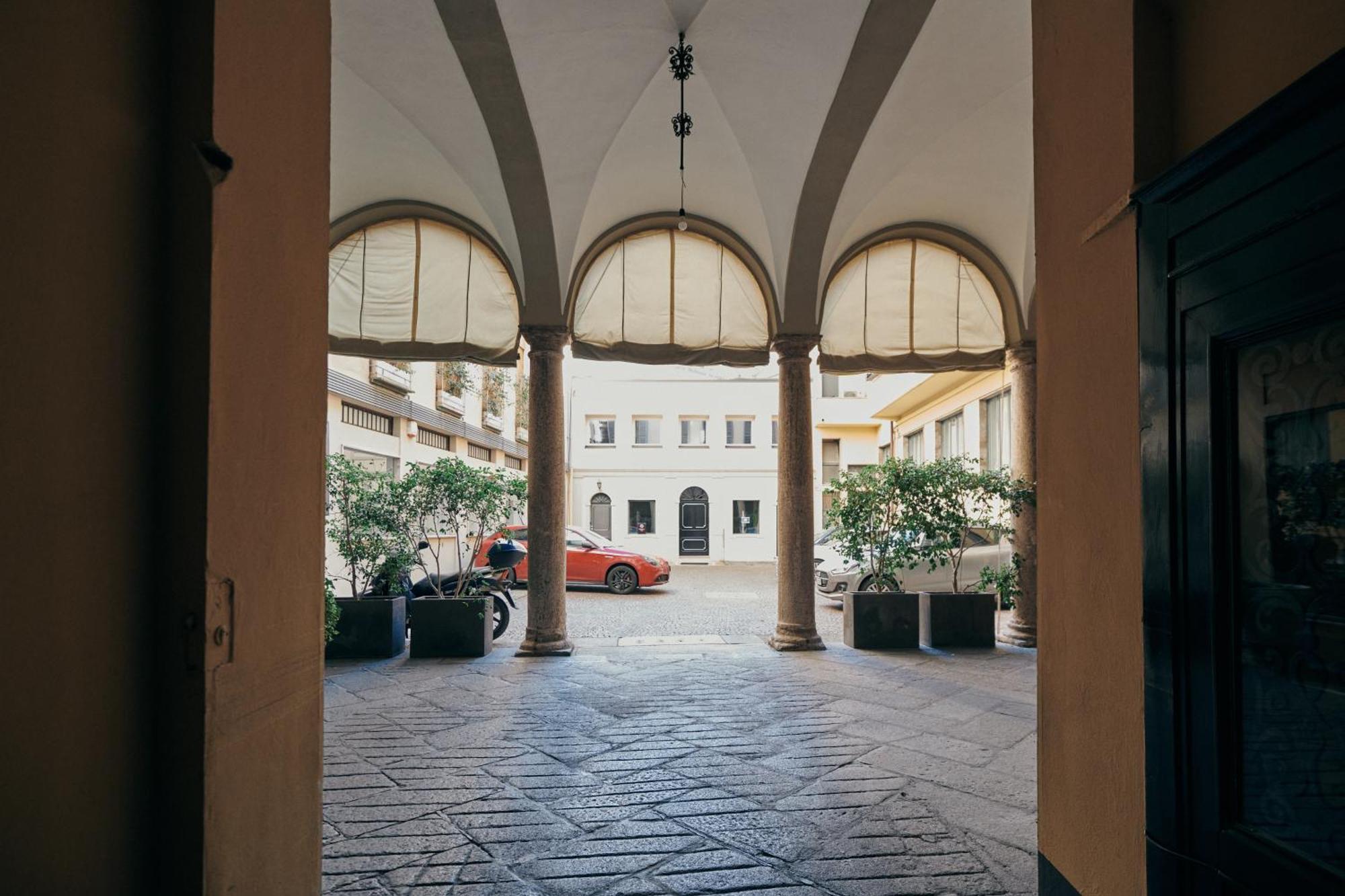 Sant'Andrea Penthouse By Montenapoleone Living Milan Exterior photo