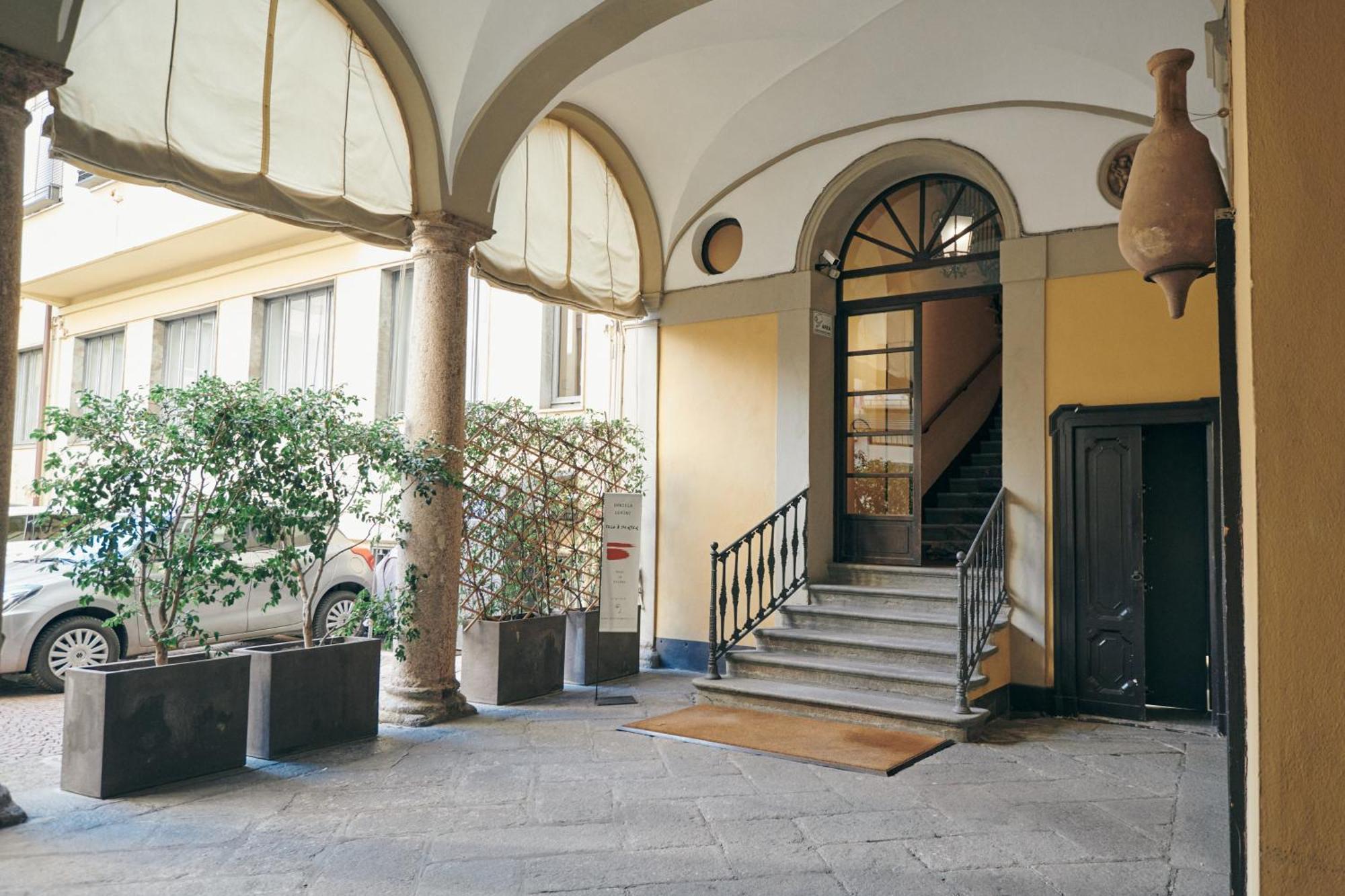 Sant'Andrea Penthouse By Montenapoleone Living Milan Exterior photo